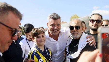 Fenerbahçe Seçimlerinde Oy Kullanma Başladı